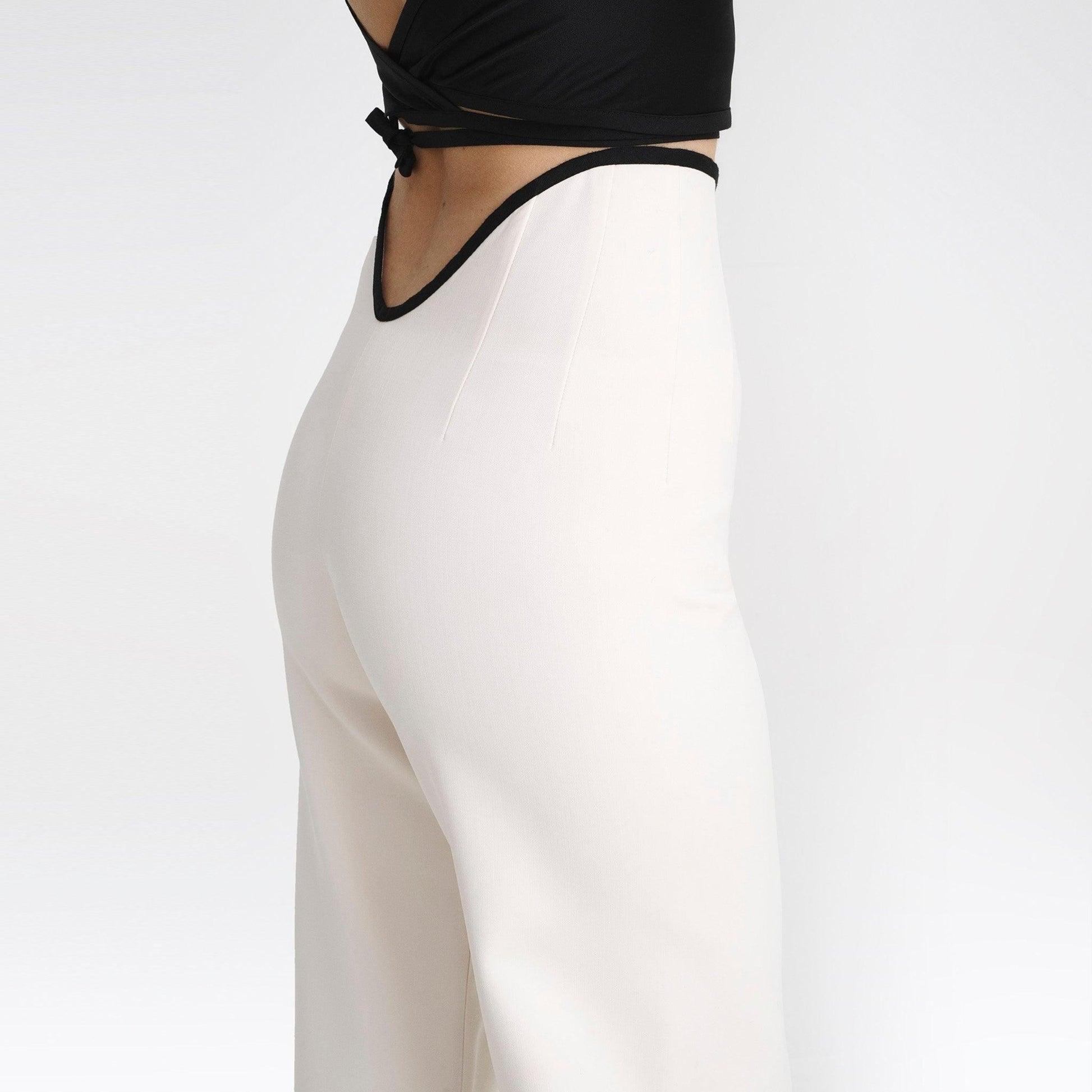 SEAMLESS PANTS WHITE - HELENA MAGDALENA