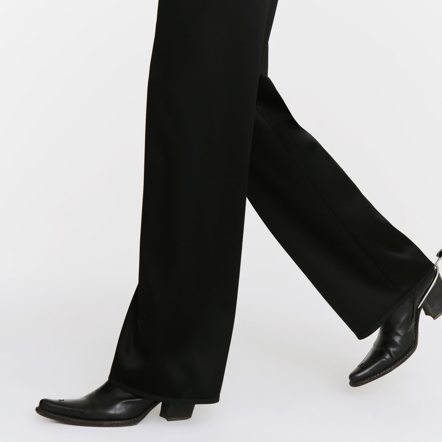 SEAMLESS PANTS BLACK SATIN