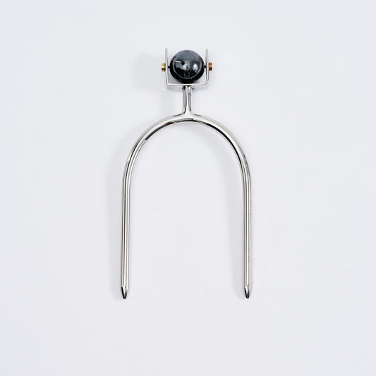 Gemspur in Hematite